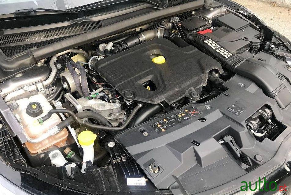 2016' Renault Talisman Sport Tourer photo #1