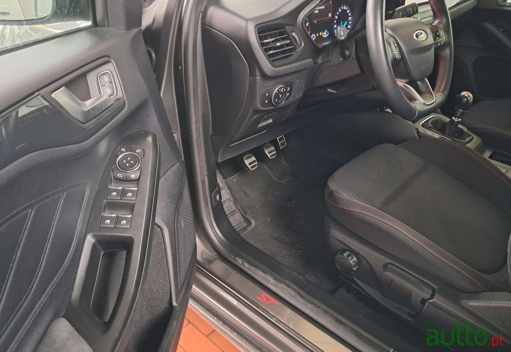 2019' Ford Focus 1.0 Scti St-Line photo #3