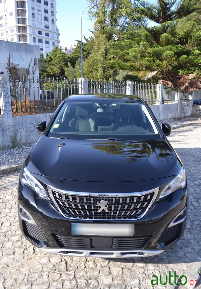 2018' Peugeot 3008 photo #3