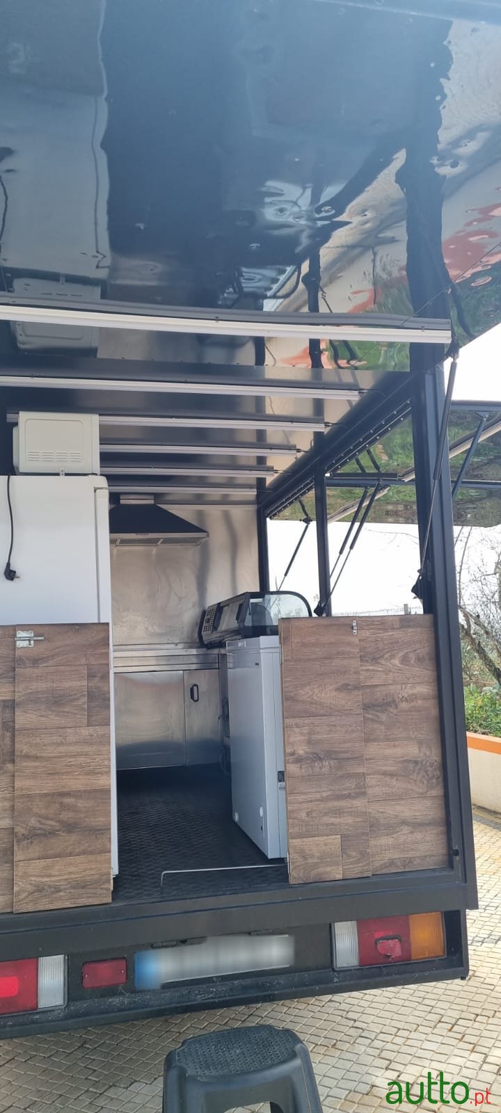 2003' Hyundai H-1 photo #5