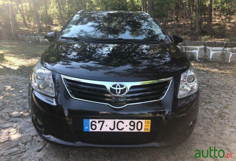 2010' Toyota Avensis Sw photo #4