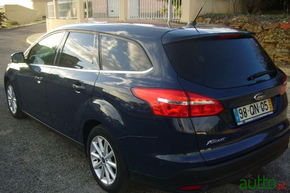 2015' Ford Focus Sw photo #3