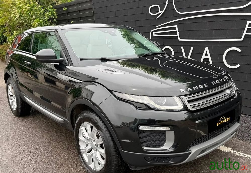 2017' Land Rover Range Rover Evoque photo #2