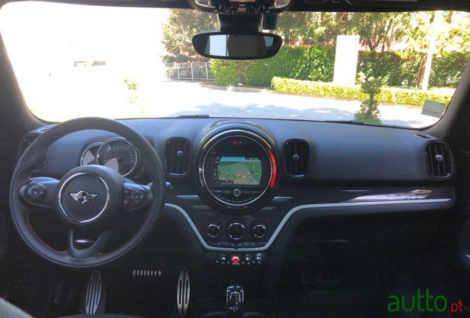 2018' MINI Countryman Cooper Sd Auto photo #3