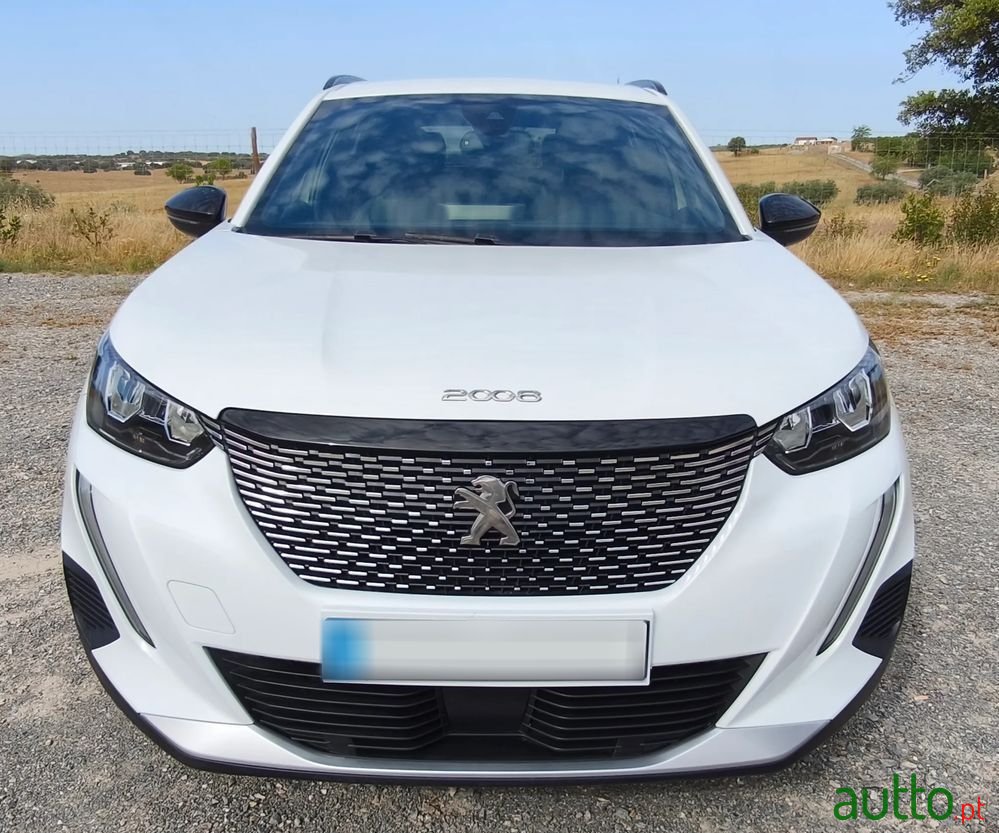 2023' Peugeot 2008 photo #4