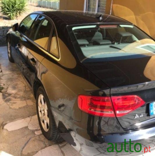 2009' Audi A4 2.0 Tdi photo #3