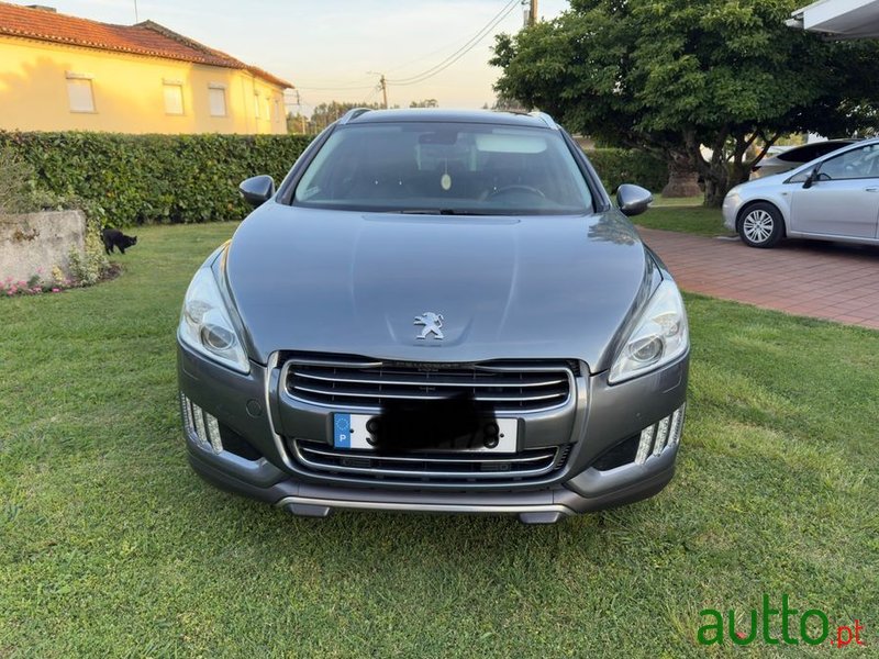 2013' Peugeot 508 RXH photo #1