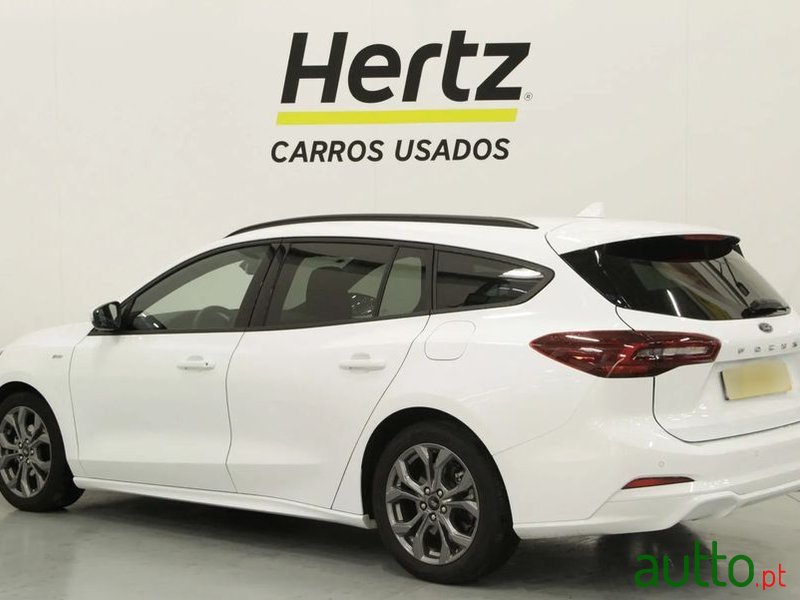 2022' Ford Focus Sw photo #3