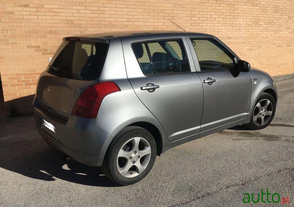 2007' Suzuki Swift 1.3 Ddis Glx photo #1