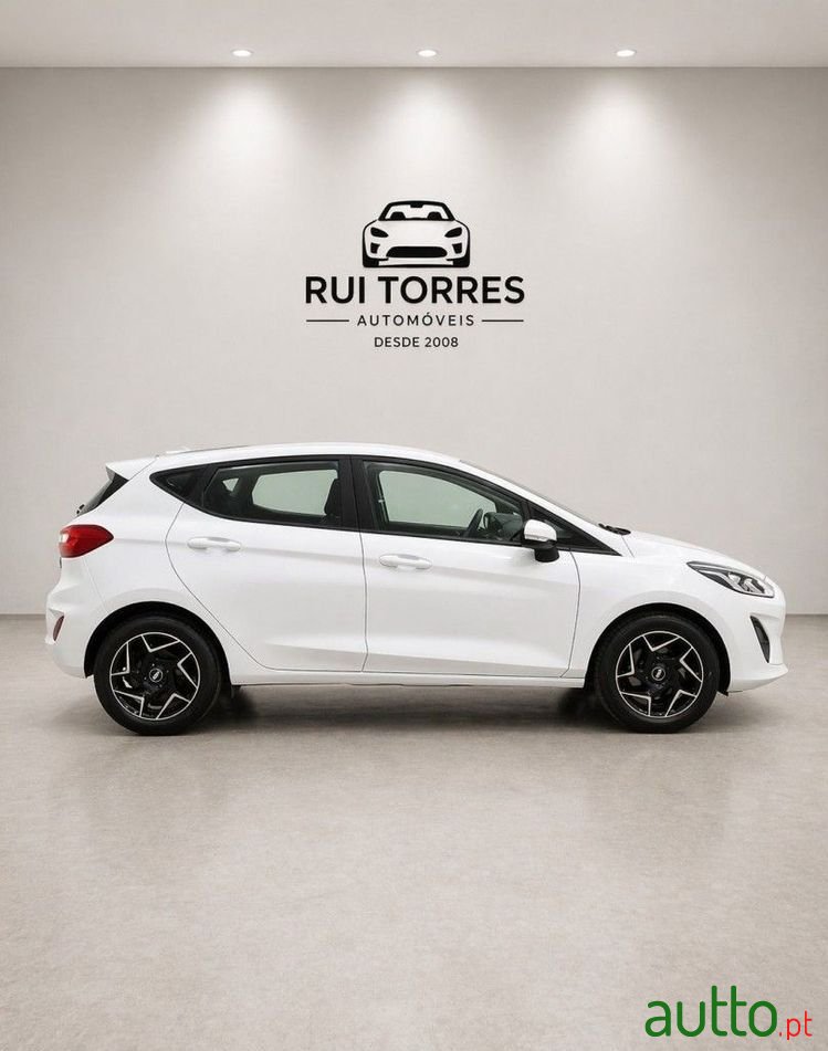 2021' Ford Fiesta photo #4