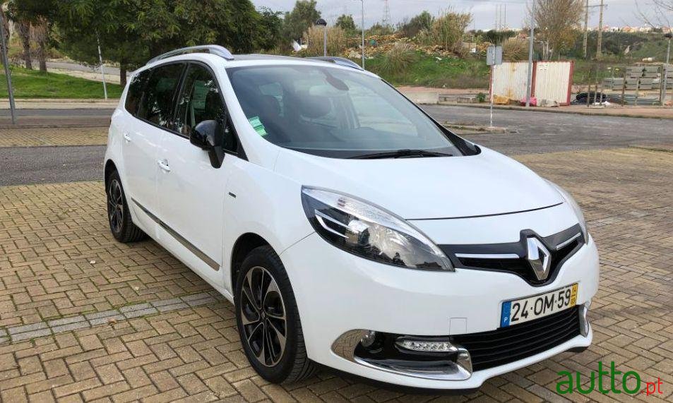 2014' Renault Grand Scenic photo #1