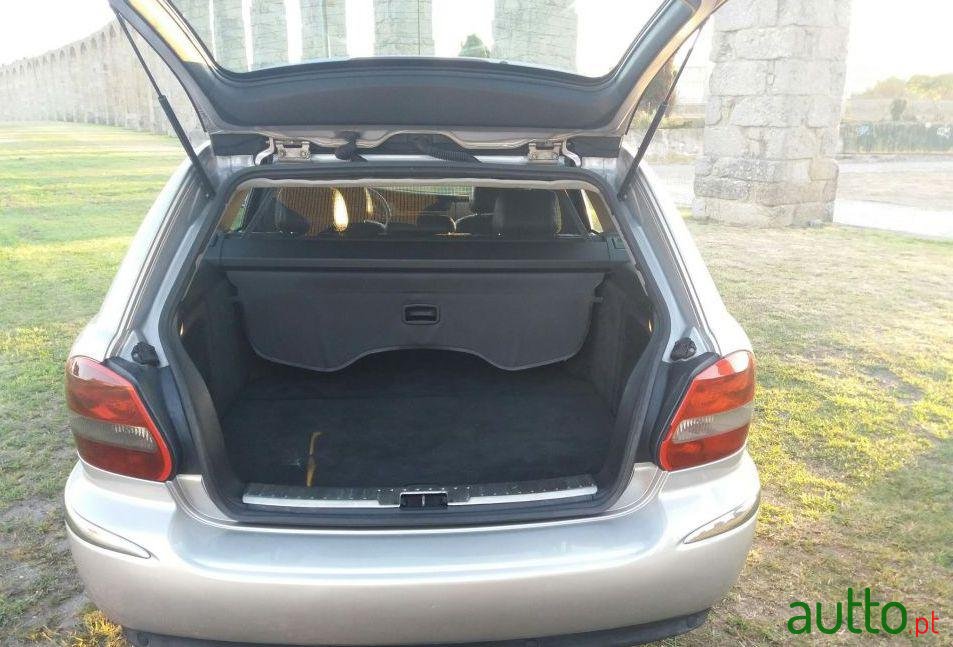 2005' Jaguar X-Type 130Cv photo #1