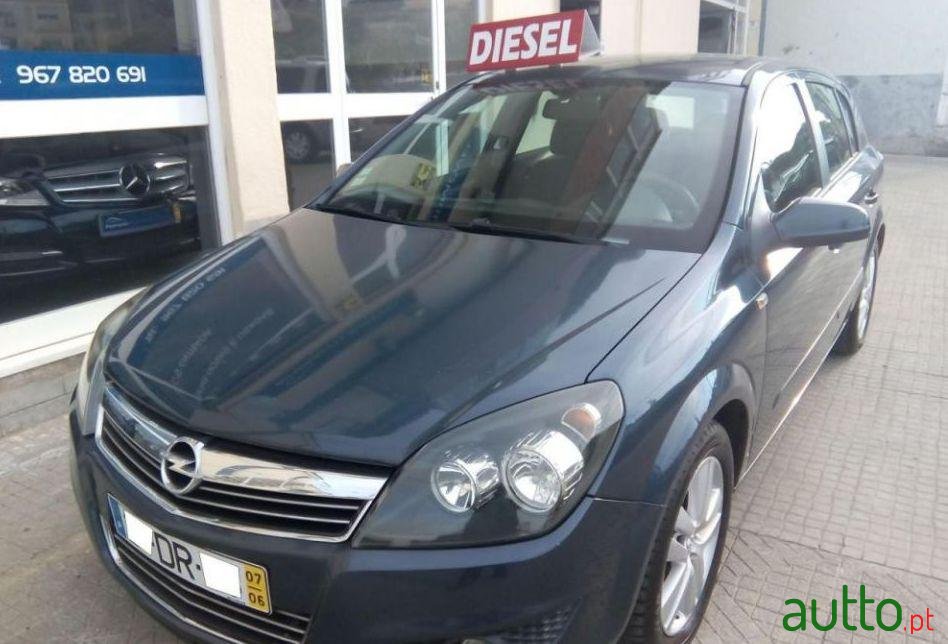 2007' Opel Astra 1.3 Cdti Edition photo #1
