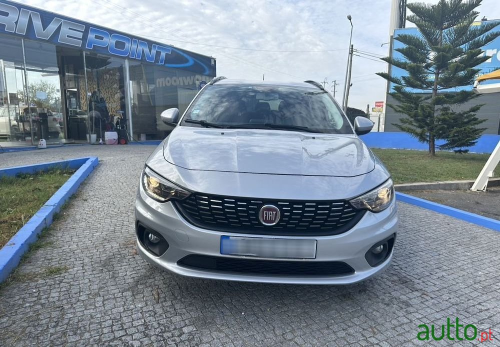 2019' Fiat Tipo Station Wagon photo #4