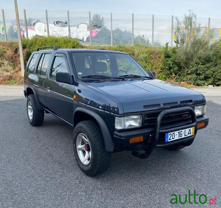 1991' Nissan Terrano photo #1