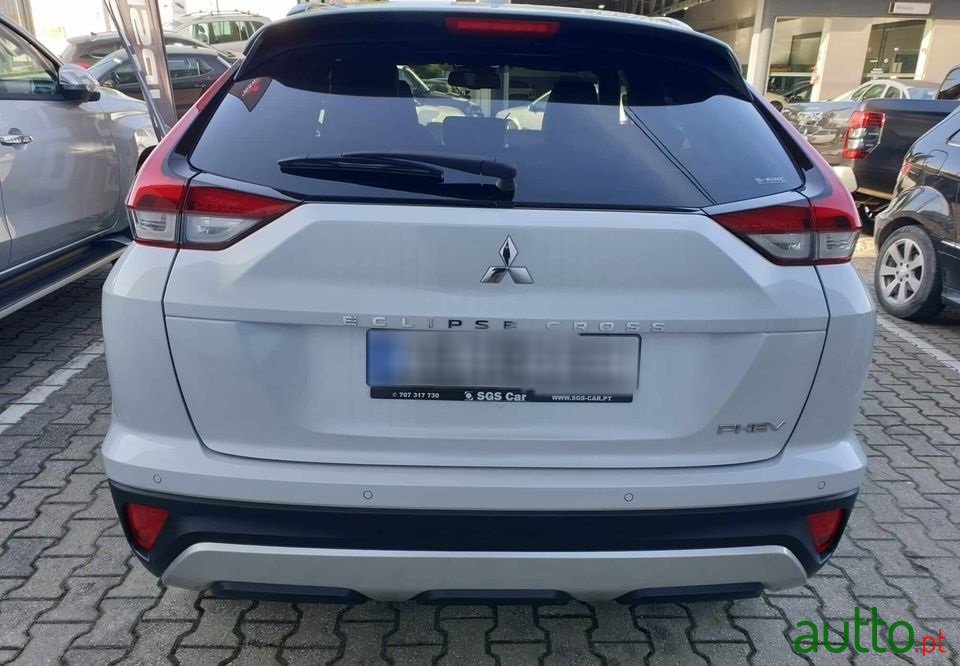 2021' Mitsubishi Eclipse Cross photo #3