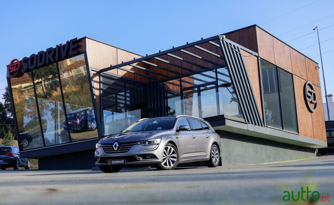 2017' Renault Talisman photo #1