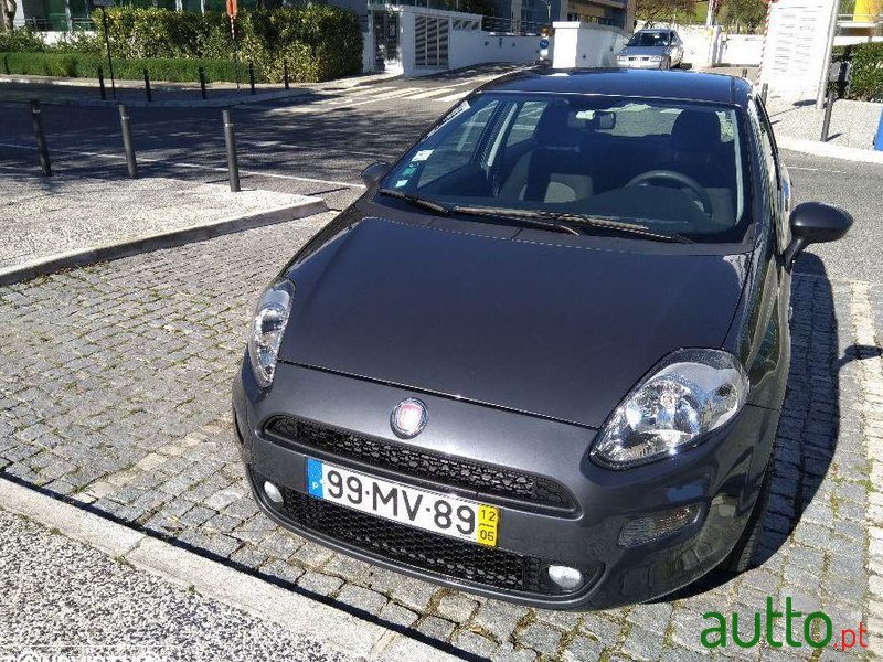 2012' Fiat Grande Punto photo #1