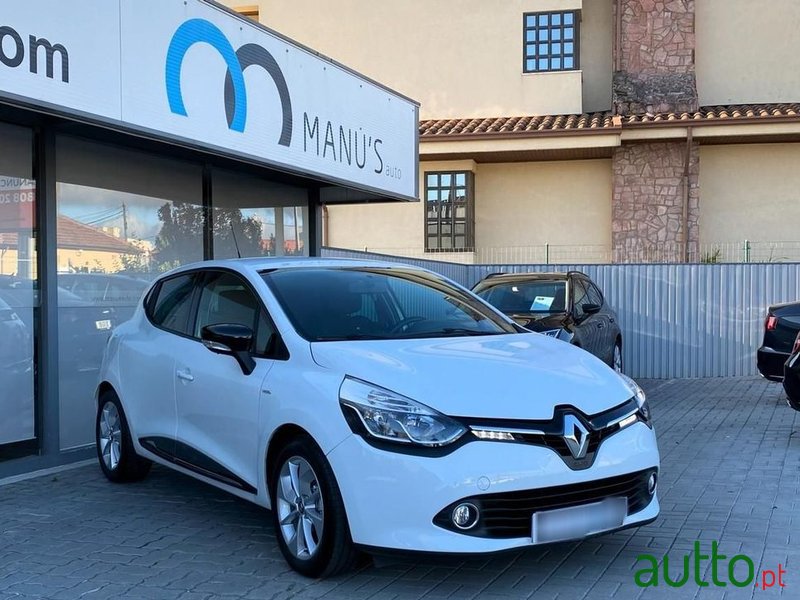 2016' Renault Clio 1.5 Dci Limited photo #3