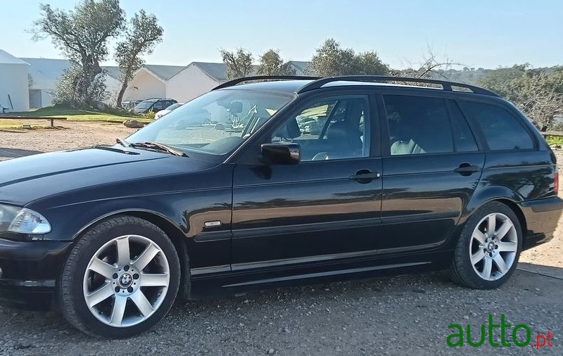 2001' BMW Série 3 D Touring photo #1