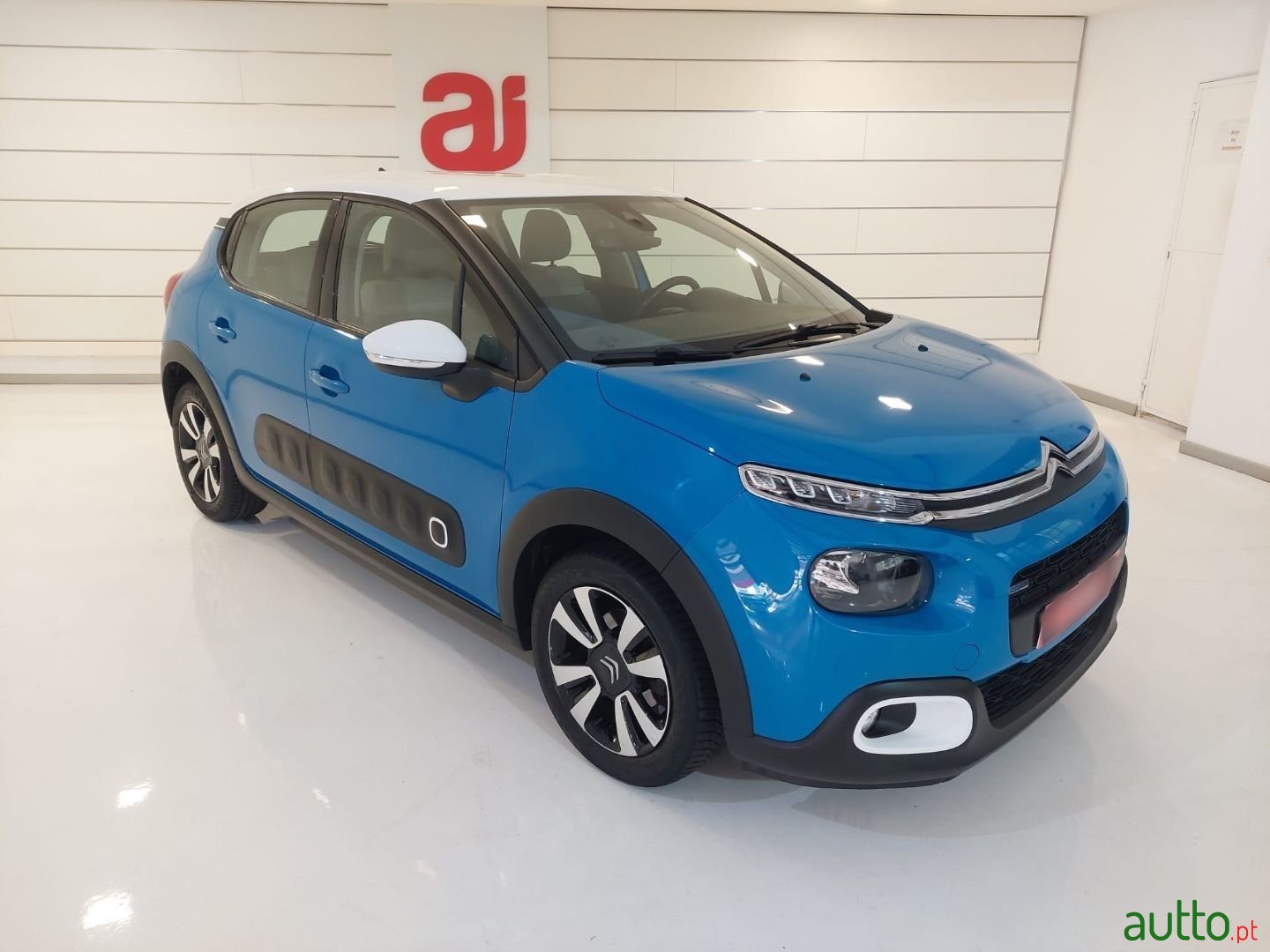 2017' Citroen C3 photo #2