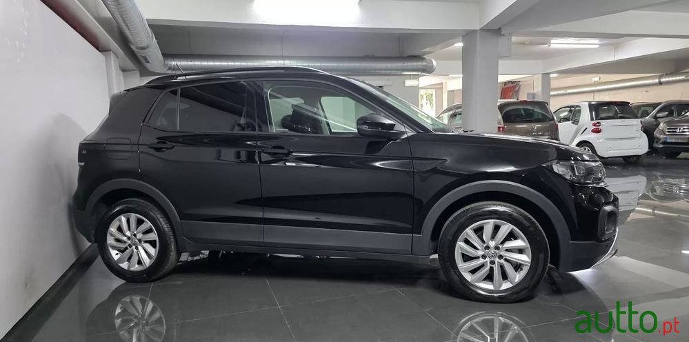 2020' Volkswagen T-Cross photo #3