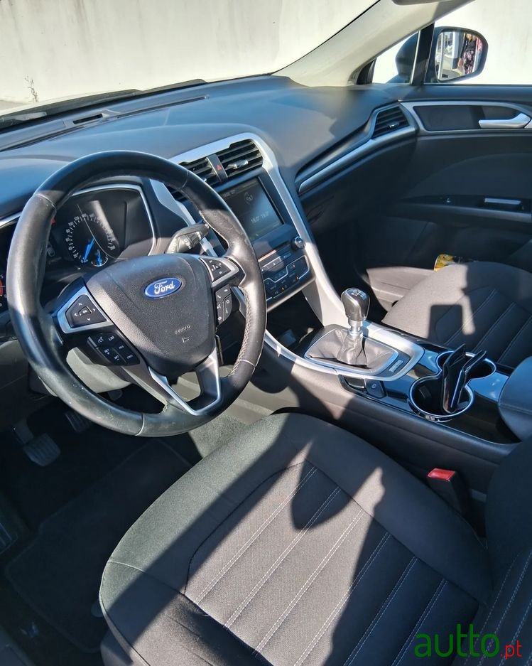 2015' Ford Mondeo Sw photo #5