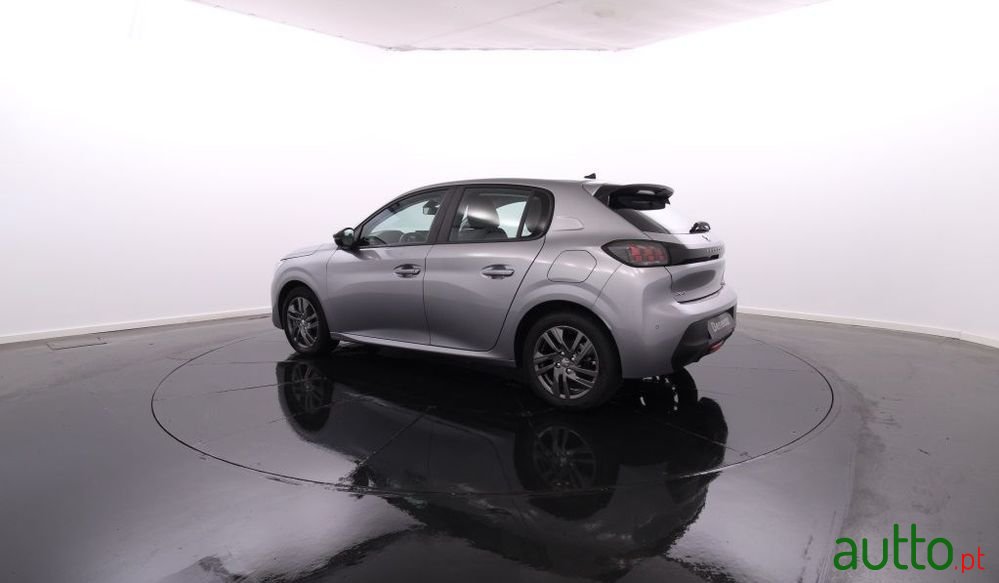 2022' Peugeot 208 photo #4