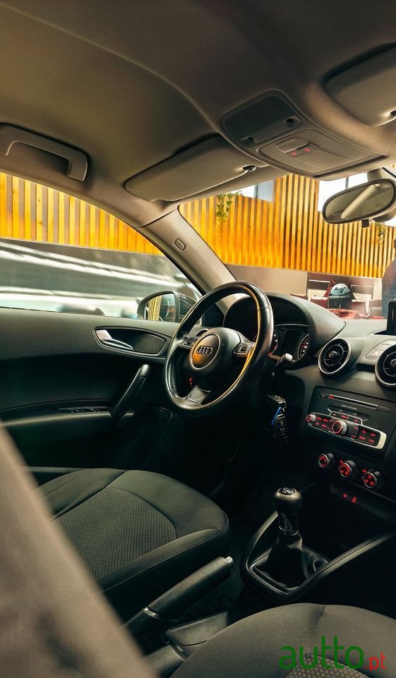 2018' Audi A1 Sportback photo #5