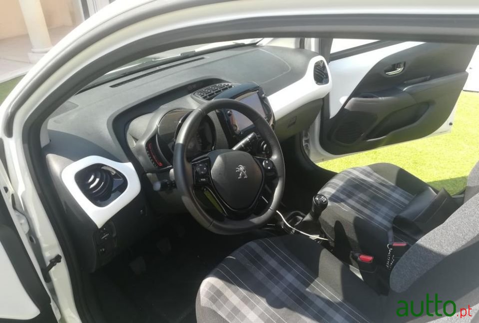 2018' Peugeot 108 photo #5