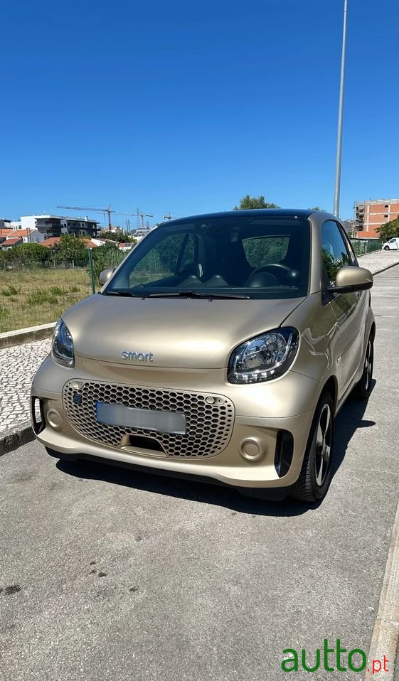 2020' Smart Fortwo Eq Passion photo #1