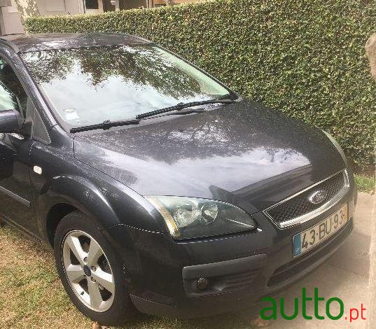 2006' Ford Focus Sw photo #1