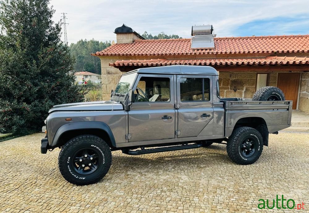 1999' Land Rover Defender photo #3