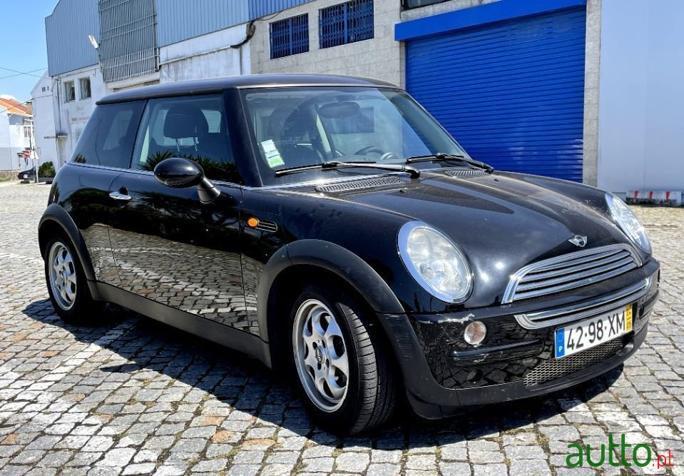 2004' MINI Cooper photo #5