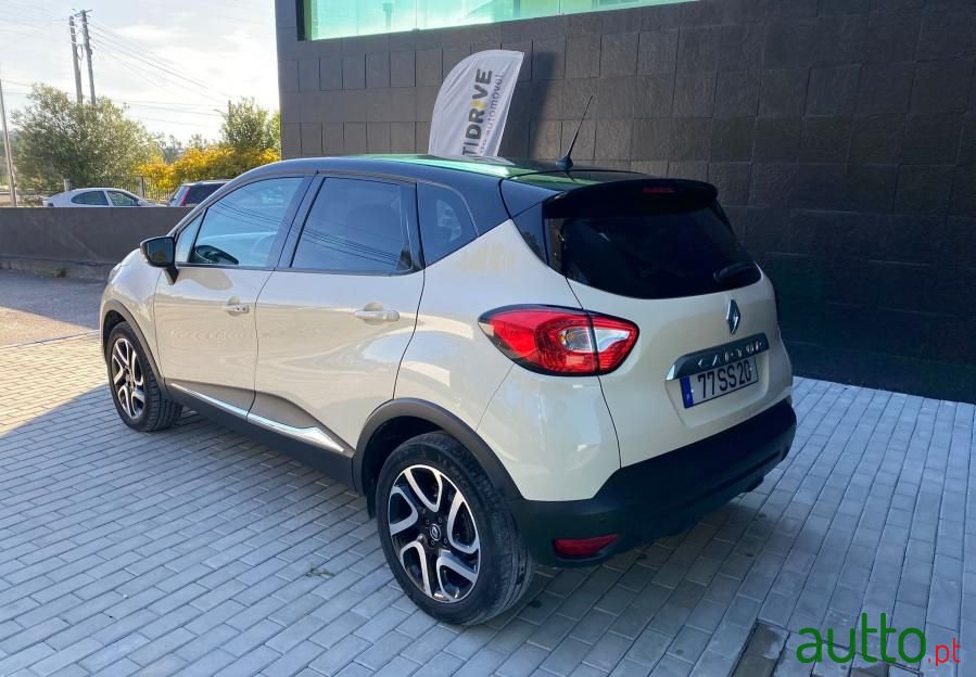 2017' Renault Captur photo #4