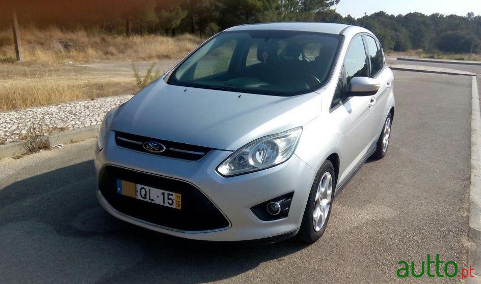 2011' Ford C-MAX photo #4