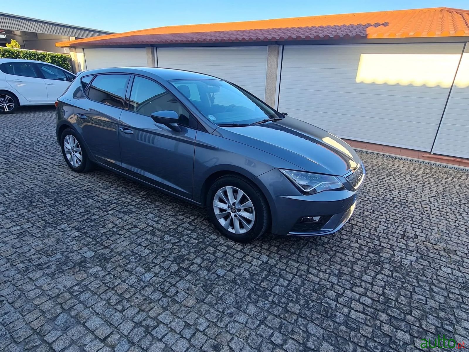 2018' SEAT Leon photo #1