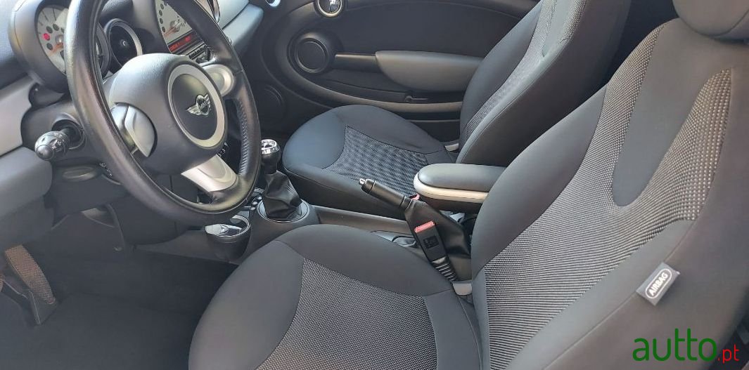 2012' MINI One photo #2