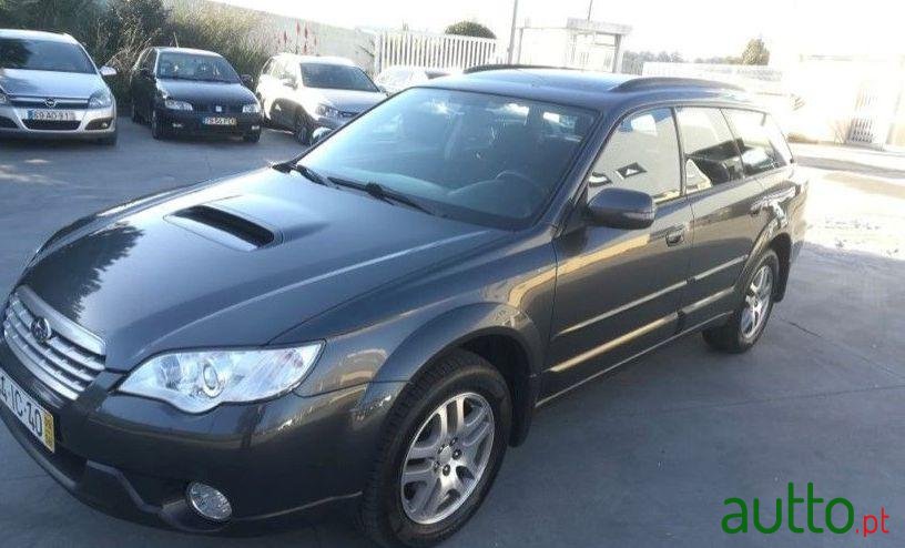 2009' Subaru Outback photo #3