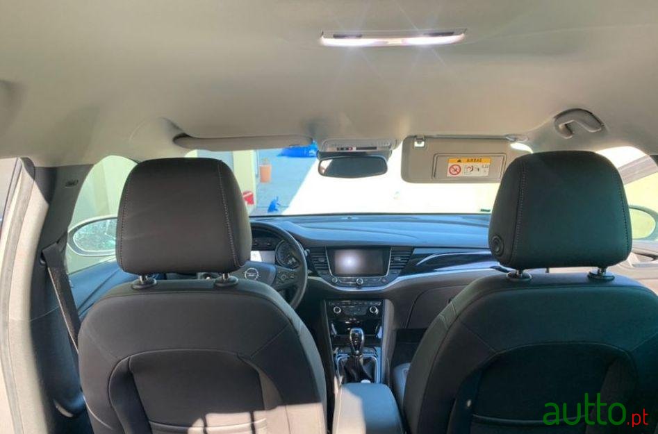 2016' Opel Astra K Sports Tourer photo #2