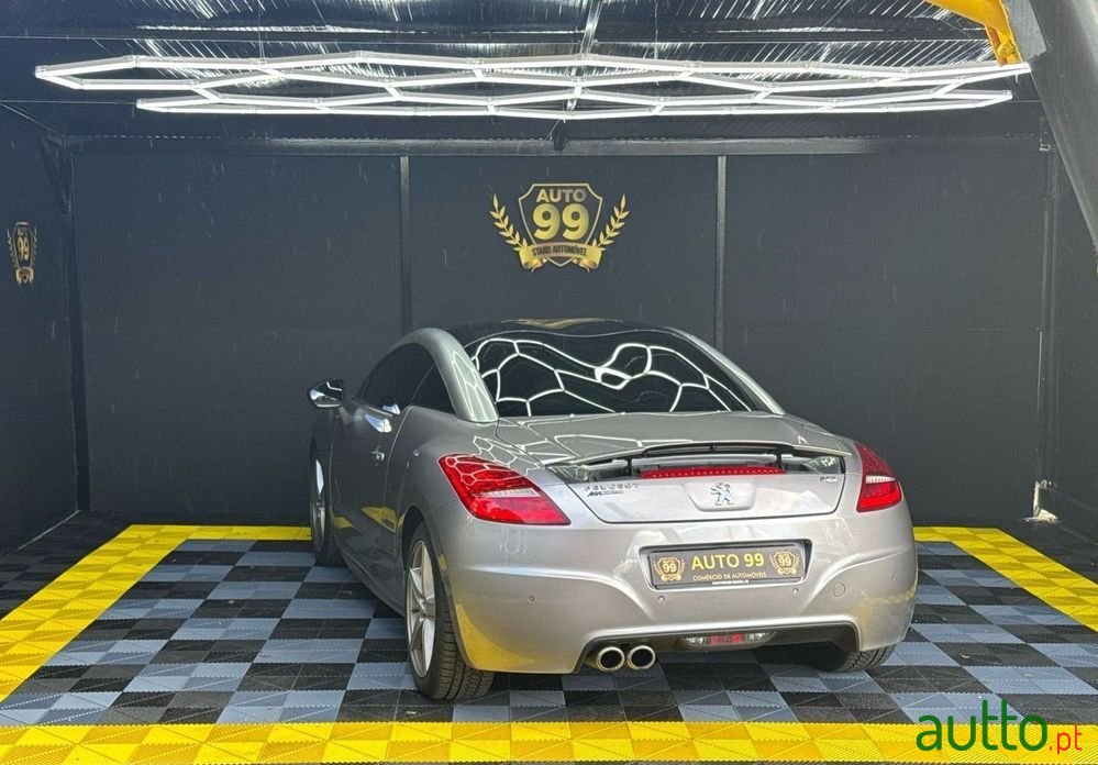 2013' Peugeot RCZ photo #3