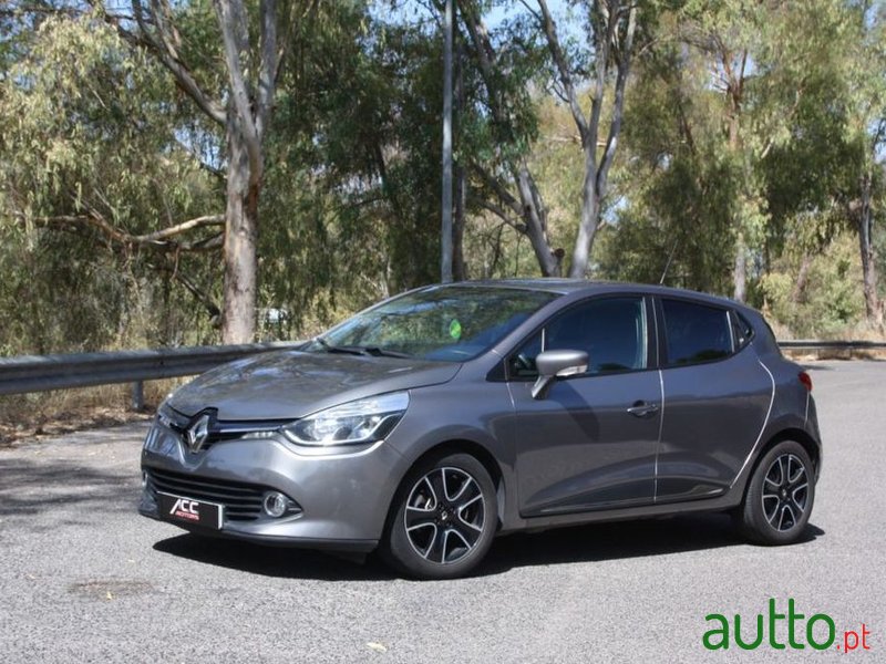 2016' Renault Clio photo #6