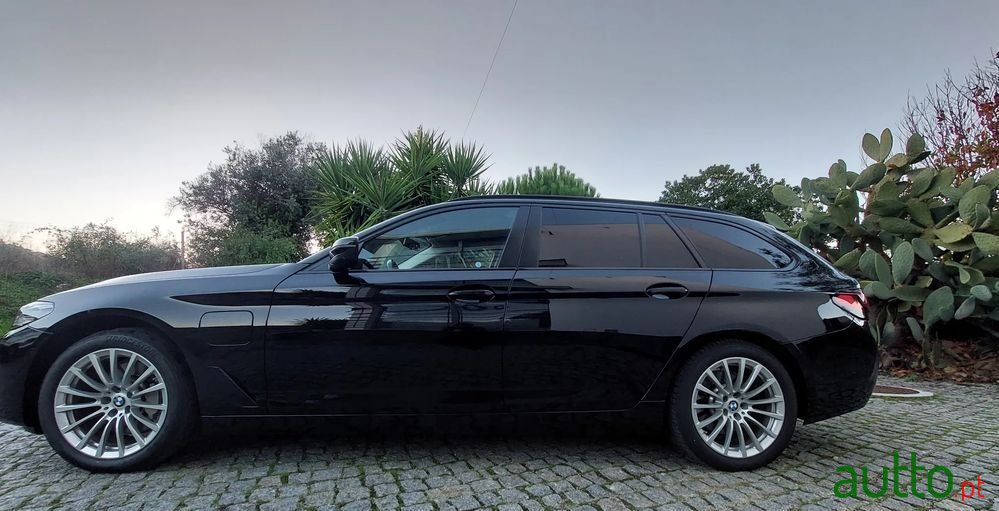 2021' BMW Série 5 photo #1