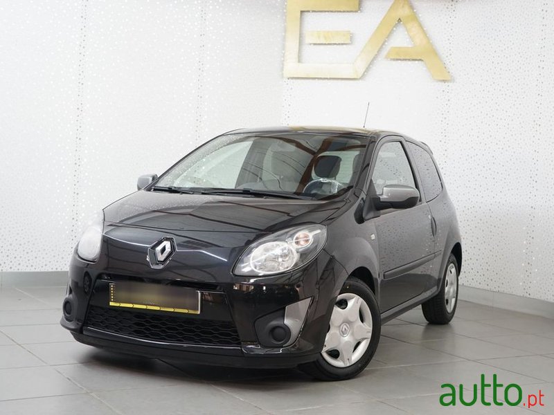 2011' Renault Twingo photo #2