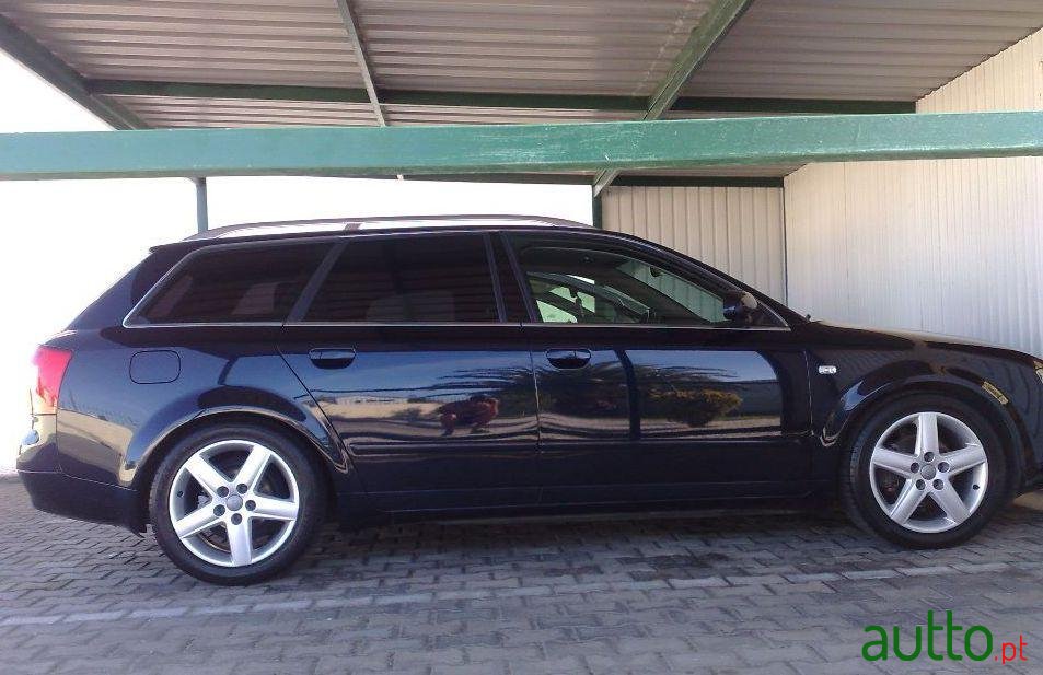 2002' Audi A4 Avant photo #1