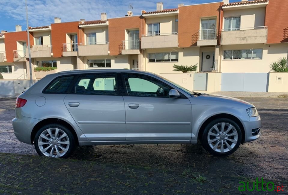 2011' Audi A3 Sportback photo #3