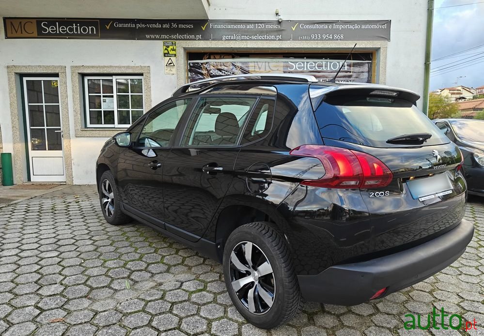 2019' Peugeot 2008 photo #4