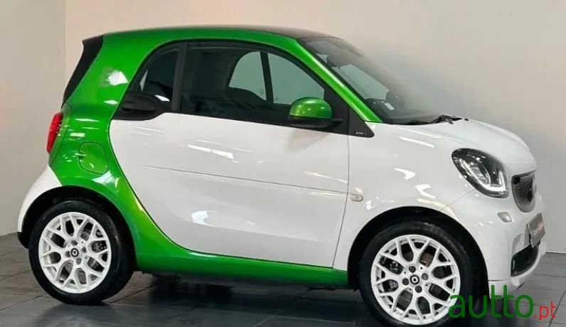 2018' Smart Fortwo photo #5