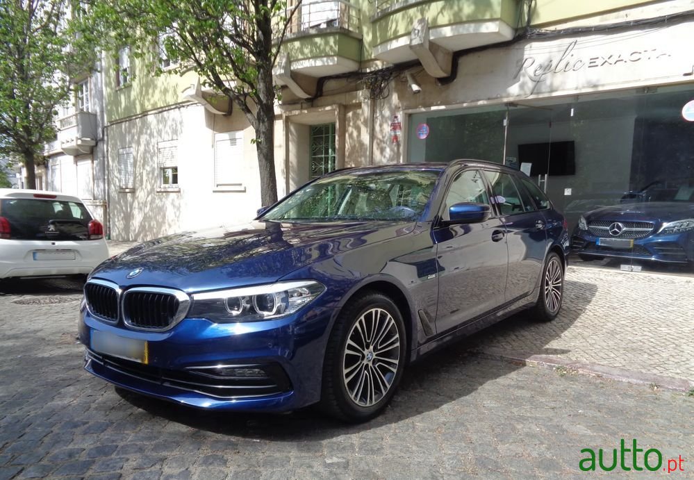 2018' BMW 520 D Line Sport Auto photo #1