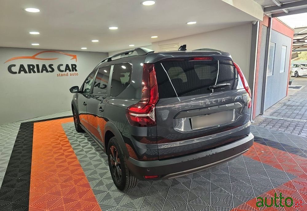 2022' Dacia Jogger photo #6